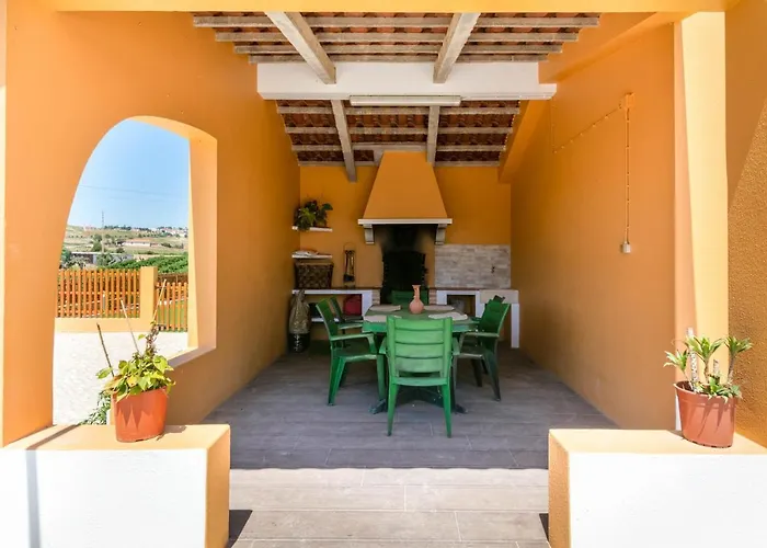 Quinta Da Pontinha Bed & Breakfast